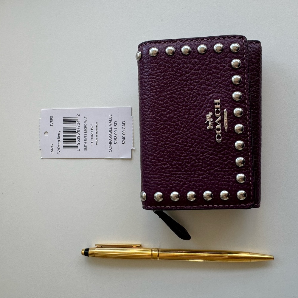 Absolutely new coach wallet. Authentic item from boutique in Aventura mall - Picture 7 of 8